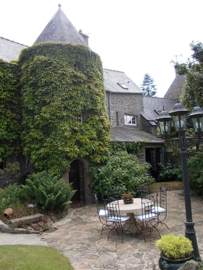 Bed and Breakfast La Tourelle 22 Quintin Экстерьер фото